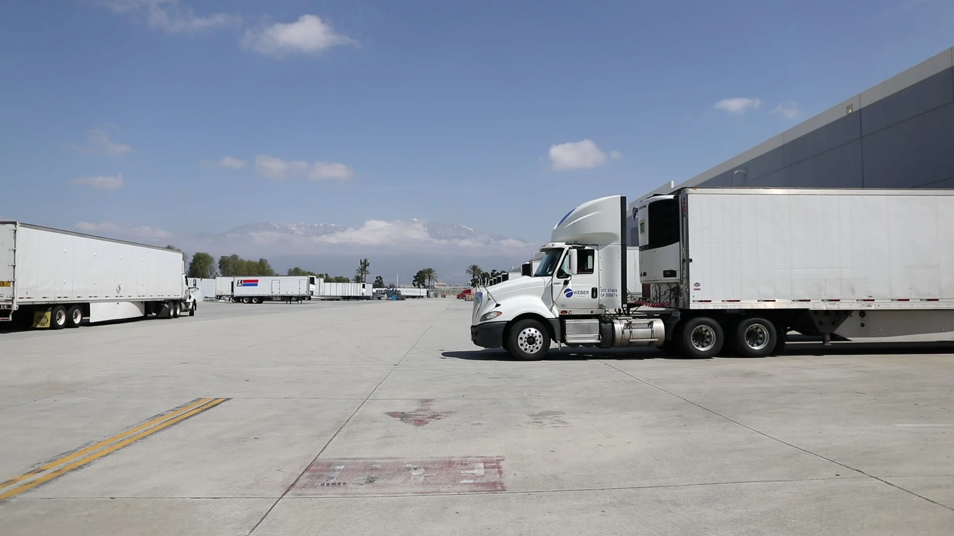 ADDIS TRUCKING SERVICES LLC